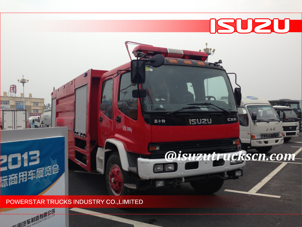 Isuzu Emergency Water Foam Fire Truck with Dry powder