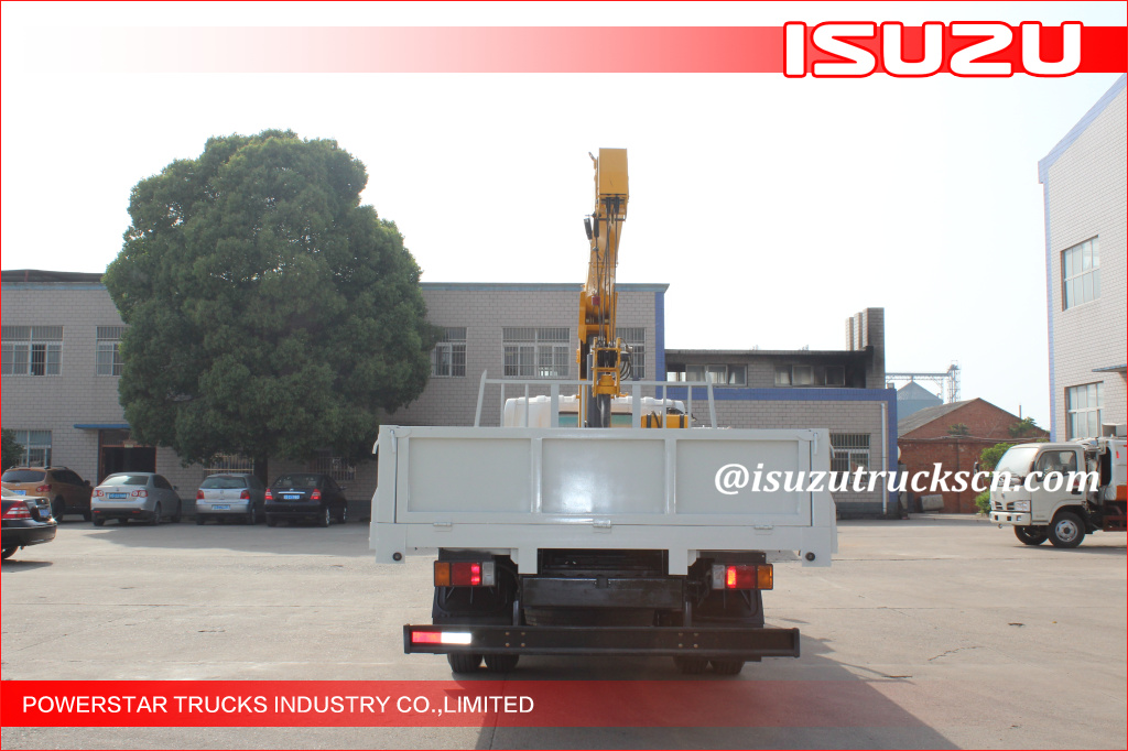 5 Ton Lorry-Mounted Crane with ELF ISUZU Chassis