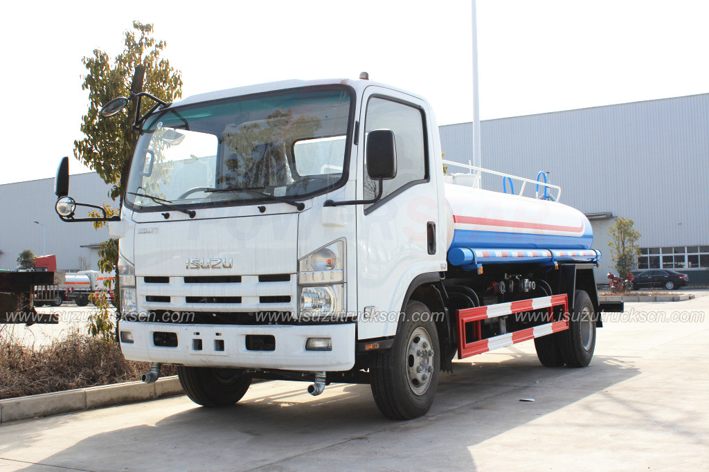 Жапондық 7000L 8000L ELF Isuzu суару цистернасы көше серіппелі жүк көлігі