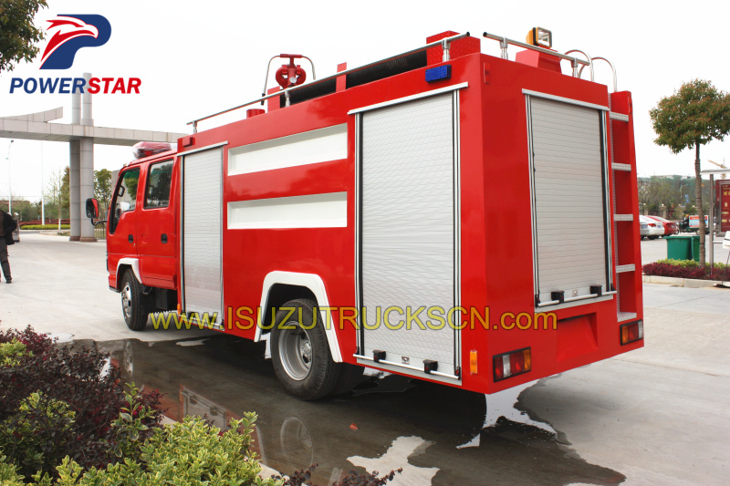 Customer build 2,500L water fire vehicle Isuzu pictures