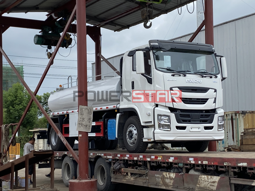 ISUZU GIGA VC61 6UZ1-TCG50 380HP тот баспайтын болаттан жасалған ауыз су цистернасы