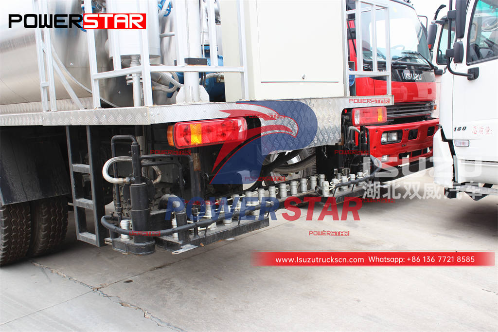 ISUZU GIGA 4Ã—2 bitumen spraying truck at discount price