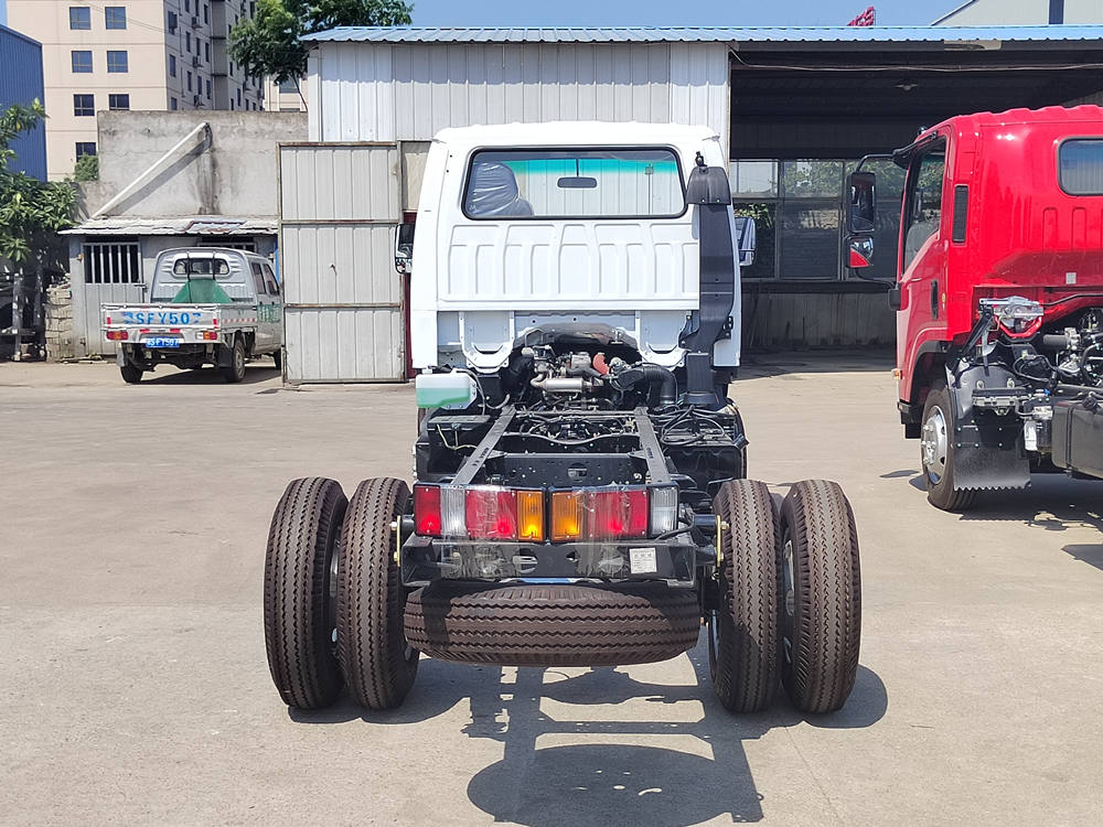 Isuzu шассиі