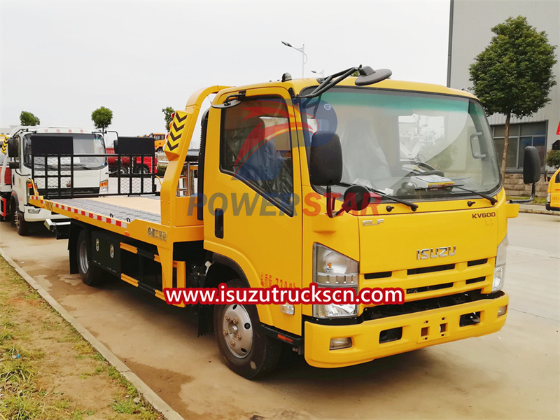 Isuzu NPR wrecker tow truck