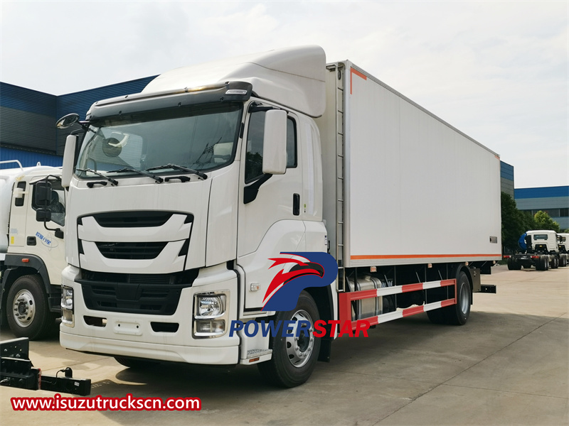 Isuzu giga 15 ton refrigerated cargo truck