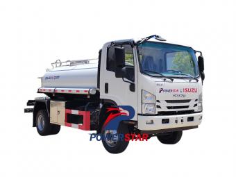 Isuzu 4WD off road potable water tanker