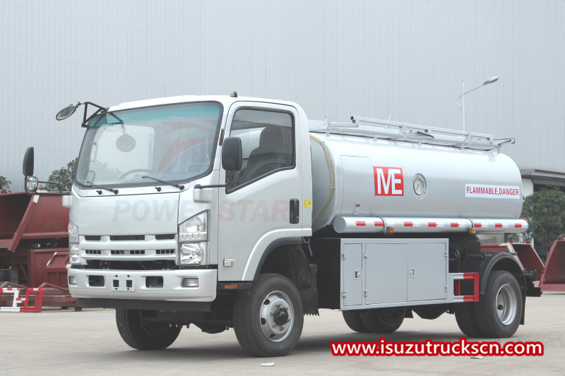 
     Isuzu ELF 4X4 мазут жүк көліктері
    