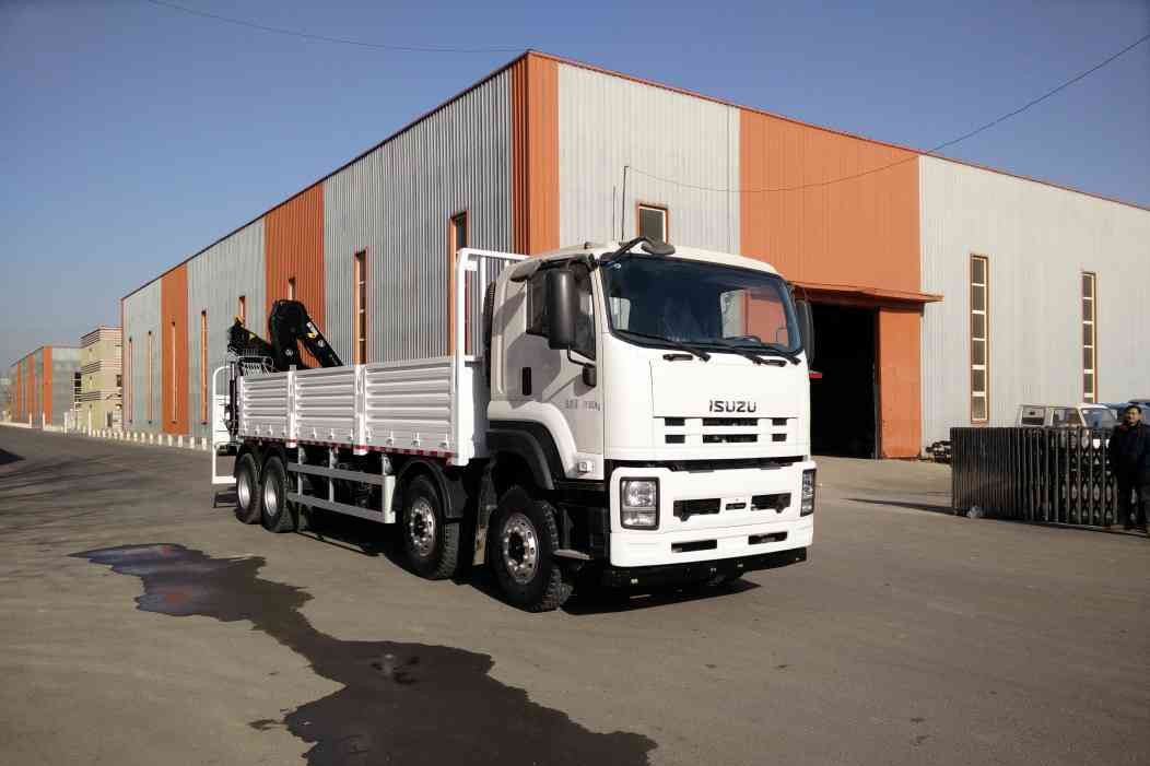 
     VC46 6UZ1-TCG40 ISUZU 16 тонналық ауыр жүк көлігі кранмен, крандық жүк көлігі
    