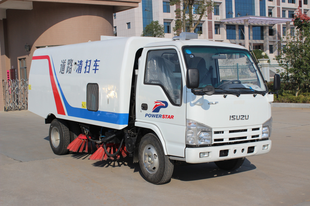 
     Қылқалам жол сыпырғыш Isuzu ELF көше тазалауға арналған жүк көліктері
    