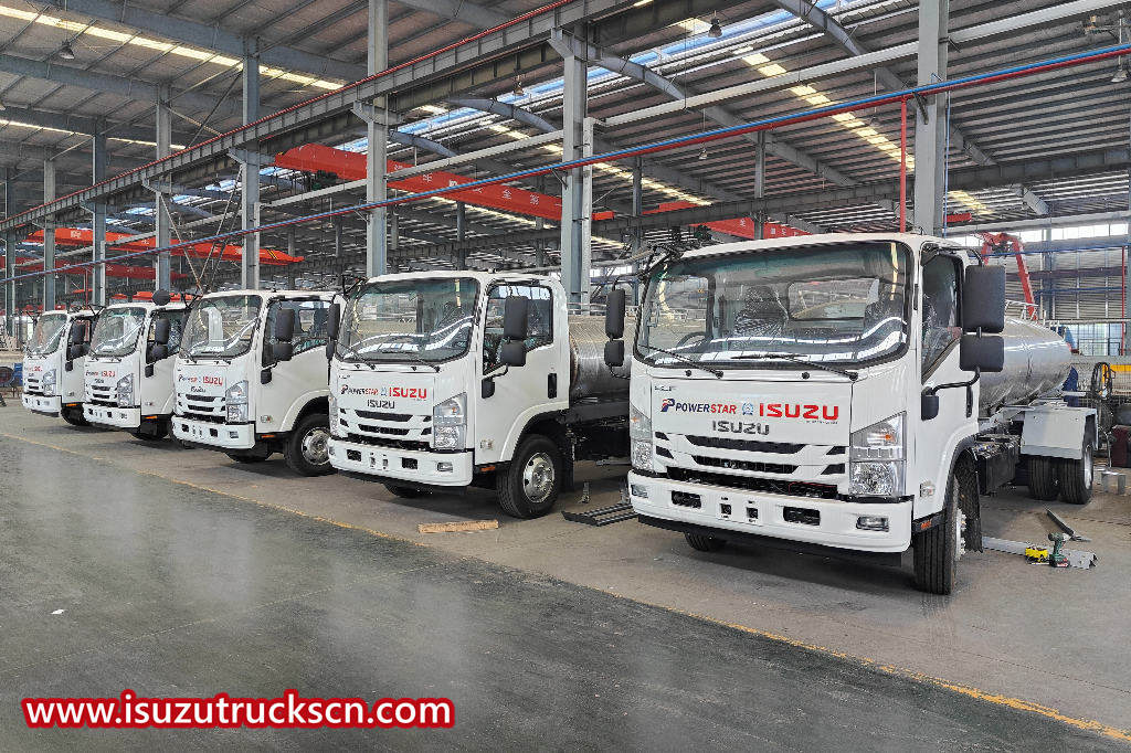 
     Isuzu NPR 6000L ауыз суы бар цистерналар Филиппинге экспортталады
    