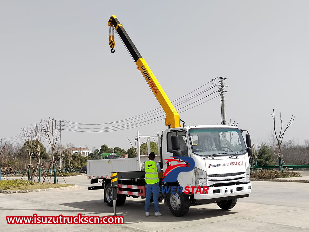 
     Maldives Isuzu Right drive Boom Crane жүк көліктері
    